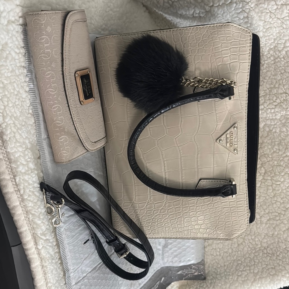 Guess Cream and Black Croc-Embossed Tote Bag